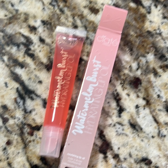 ♣️🌙Ciate Watermelon Burst Hydrating Lip Oil - Picture 3 of 8